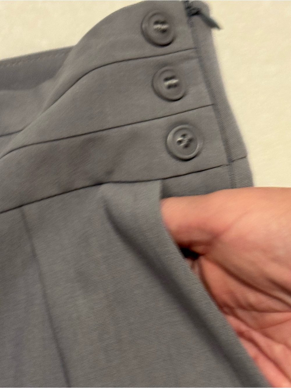 NEW CIDER Women’s Gray Tapered Trousers High Waist Lightweight Size L - Picture 6 of 9